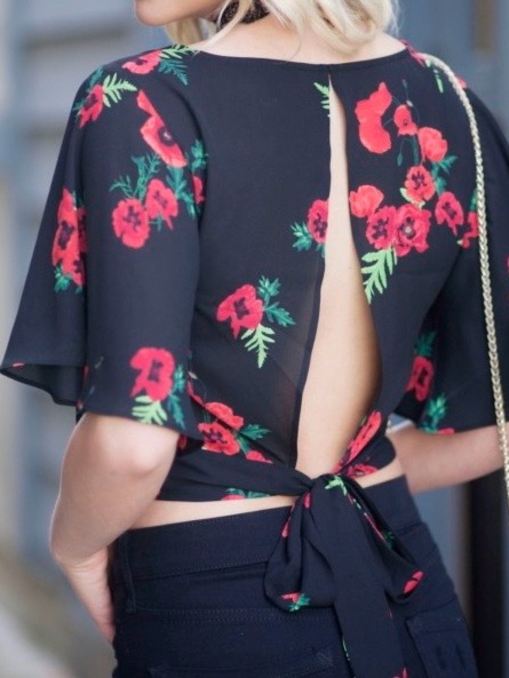 Express Crop Top Women S Black Floral Tie Back Flowy Boho Open Back NWT